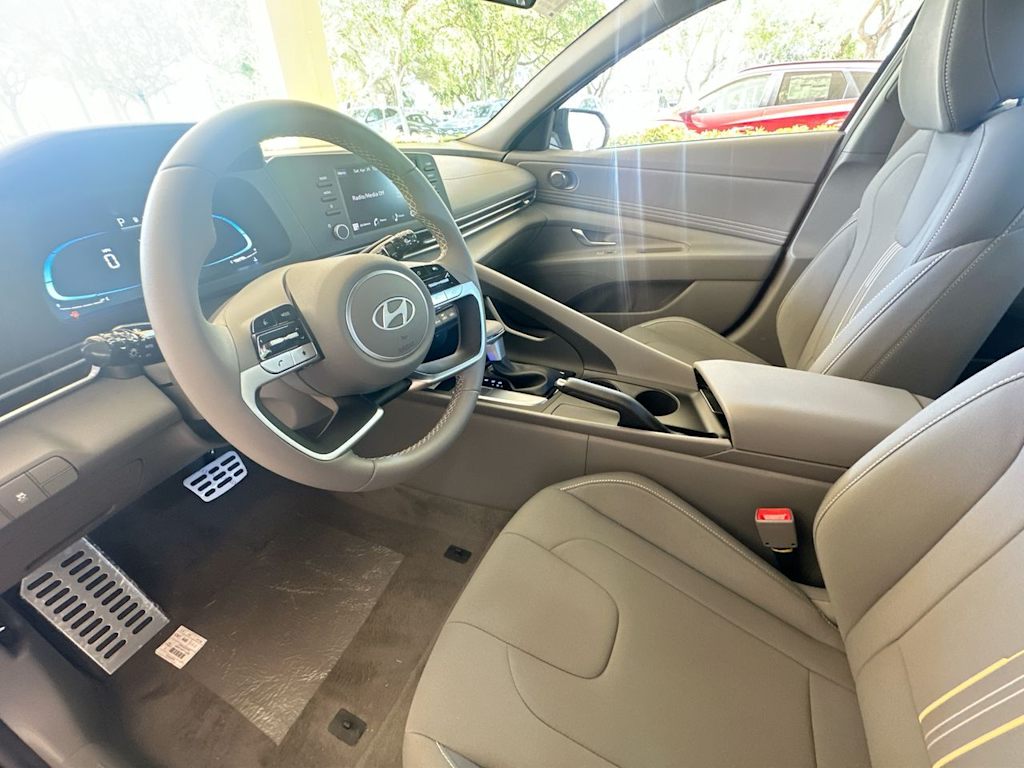 Thumbnail: 2026 Hyundai Elantra - 10