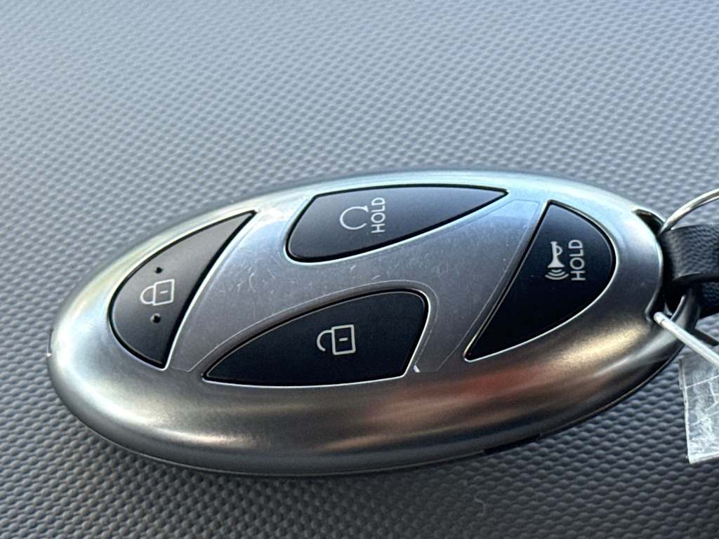 Thumbnail: 2025 Hyundai Elantra - 17