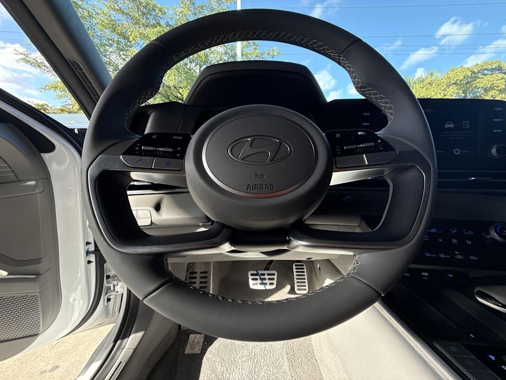 Thumbnail: 2025 Hyundai Elantra - 2