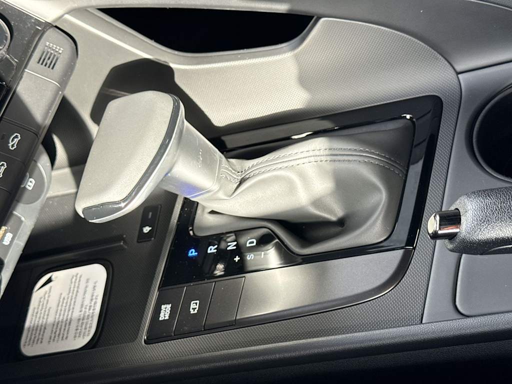 Thumbnail: 2026 Hyundai Elantra - 12