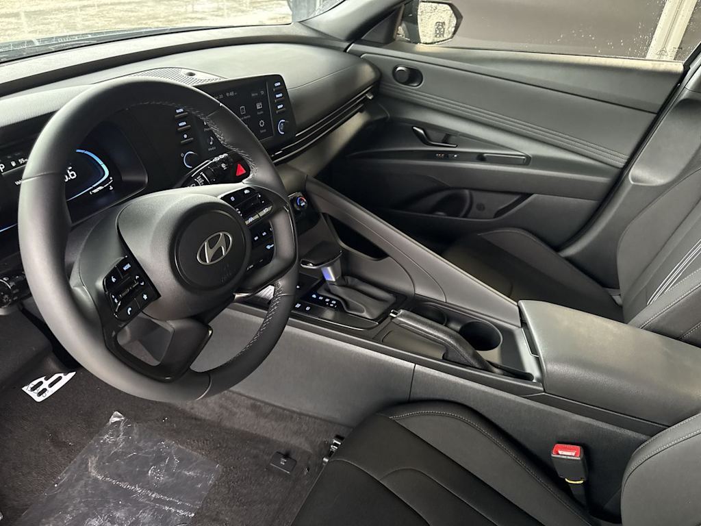 Thumbnail: 2026 Hyundai Elantra - 2