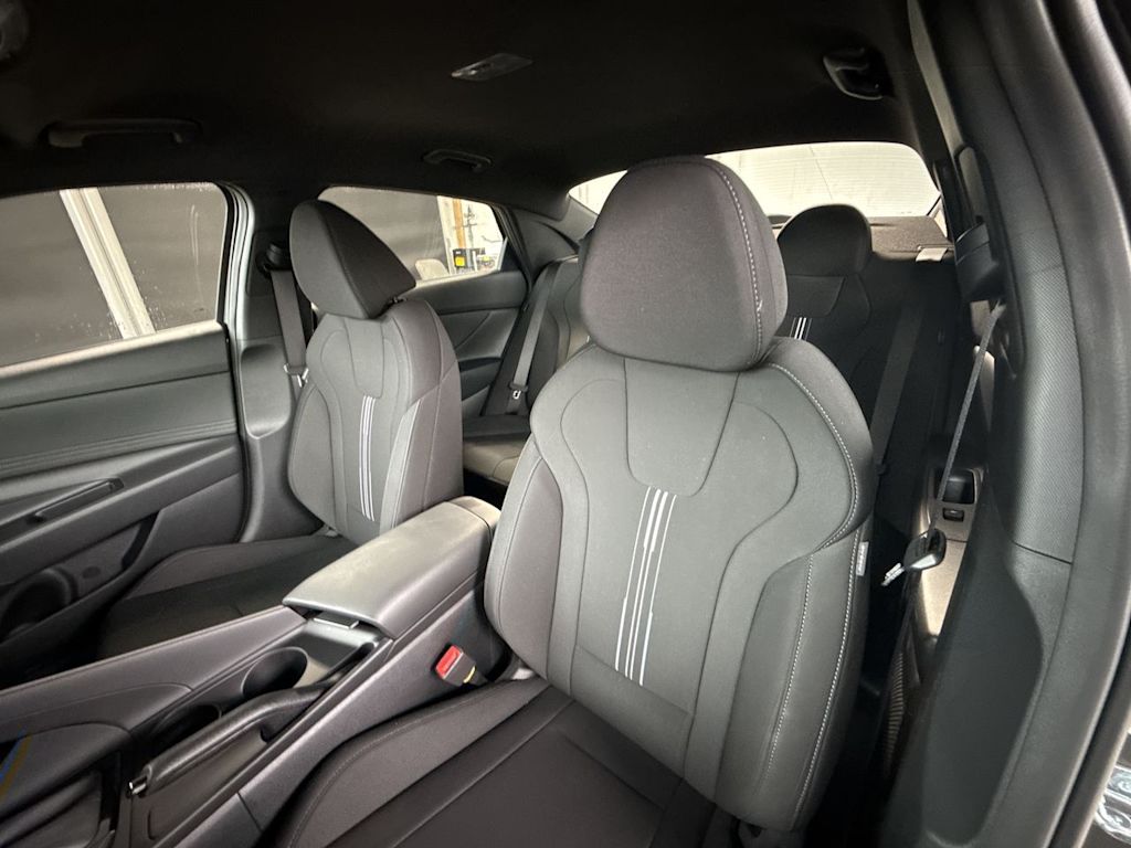 Thumbnail: 2026 Hyundai Elantra - 10