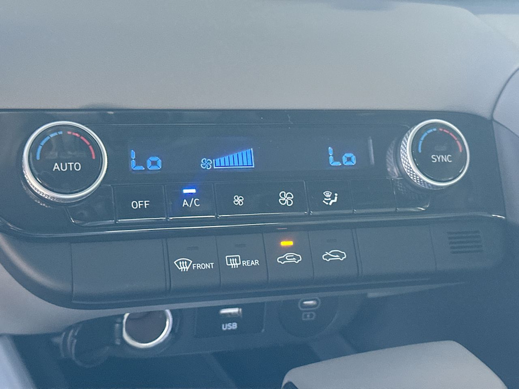 Thumbnail: 2026 Hyundai Elantra - 26