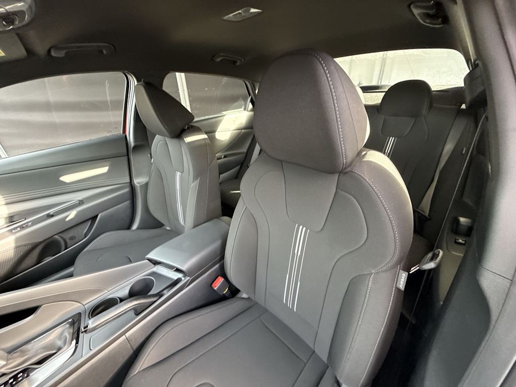Thumbnail: 2026 Hyundai Elantra - 10