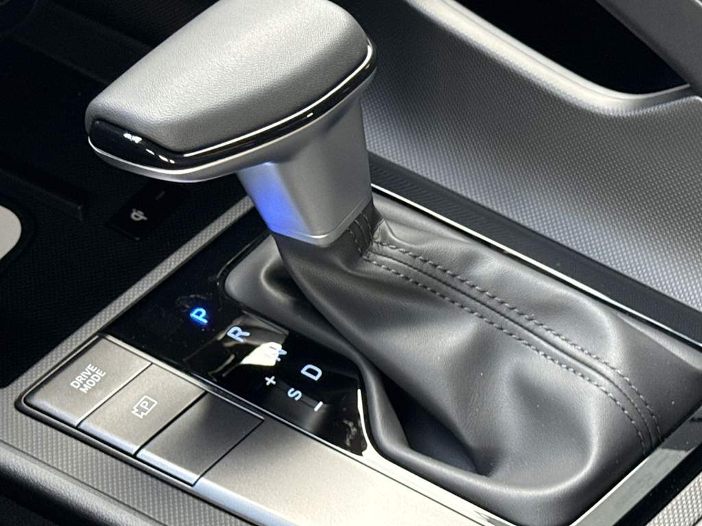 Thumbnail: 2026 Hyundai Elantra - 14