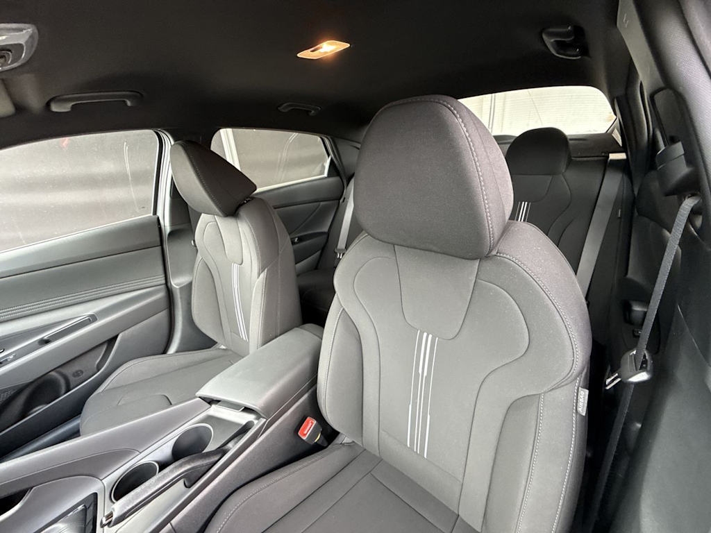Thumbnail: 2026 Hyundai Elantra - 10
