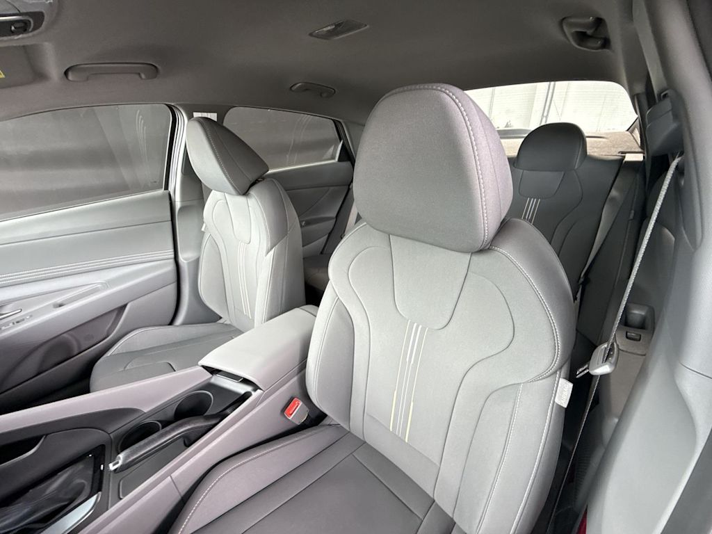 Thumbnail: 2026 Hyundai Elantra - 10