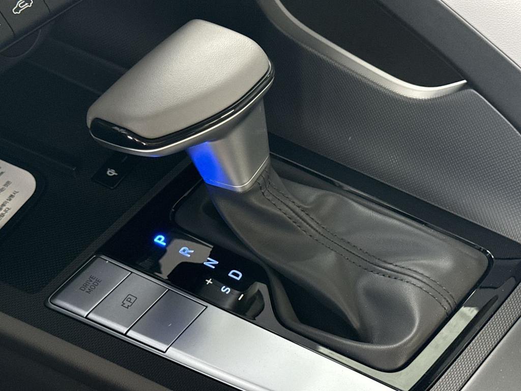 Thumbnail: 2026 Hyundai Elantra - 15
