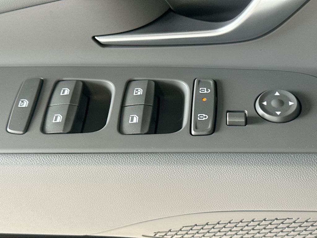 Thumbnail: 2026 Hyundai Elantra - 25