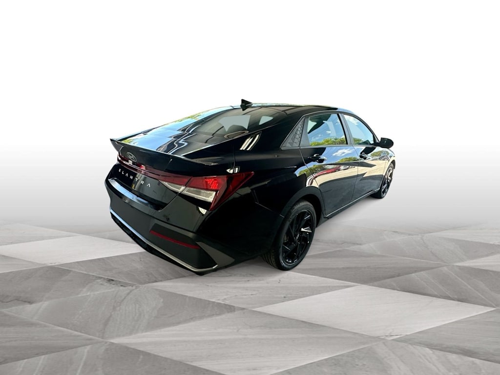 Thumbnail: 2026 Hyundai Elantra - 20