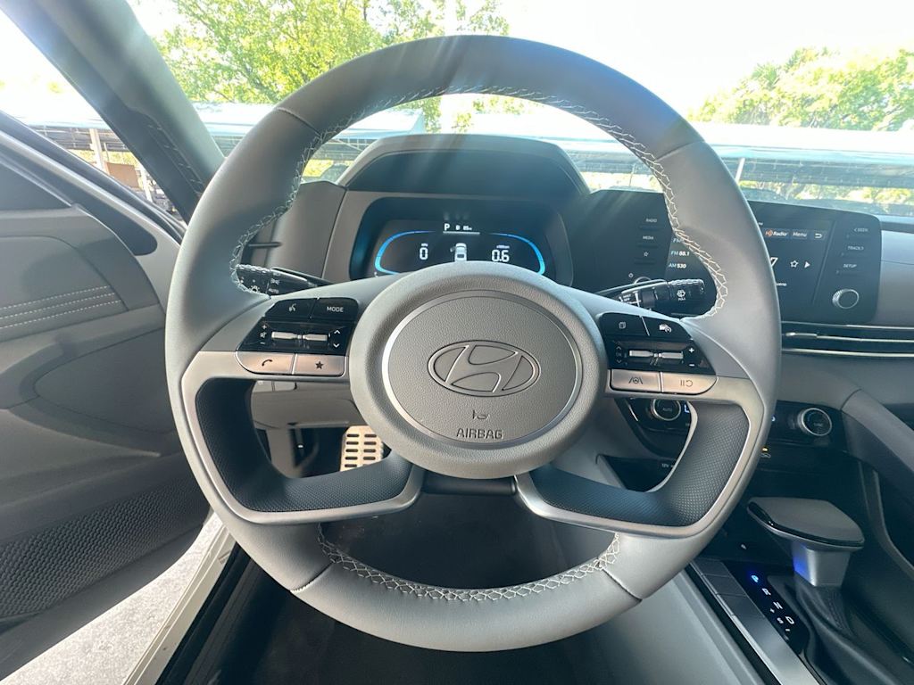 Thumbnail: 2026 Hyundai Elantra - 10