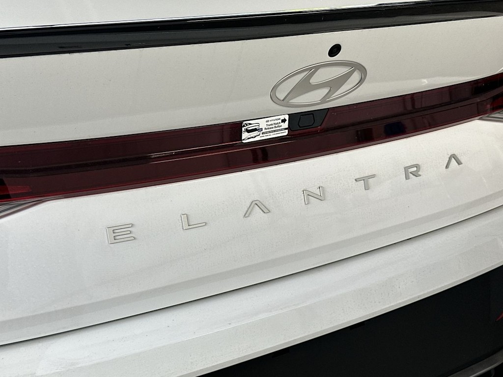 Thumbnail: 2026 Hyundai Elantra - 24