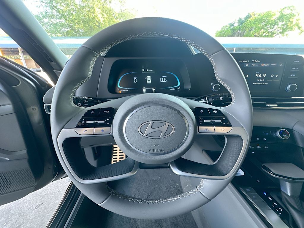 Thumbnail: 2026 Hyundai Elantra - 10