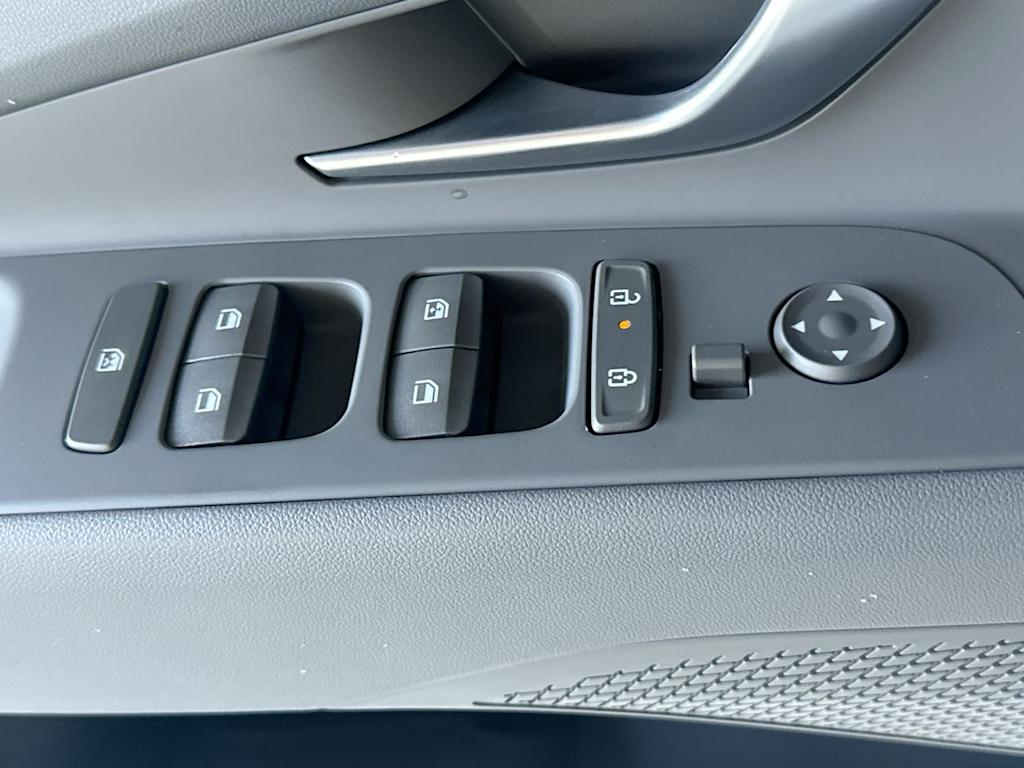 Thumbnail: 2026 Hyundai Elantra - 24