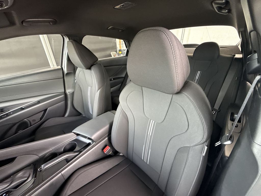Thumbnail: 2026 Hyundai Elantra - 9
