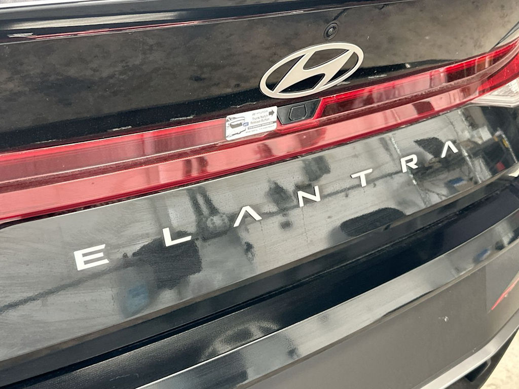 Thumbnail: 2026 Hyundai Elantra - 5