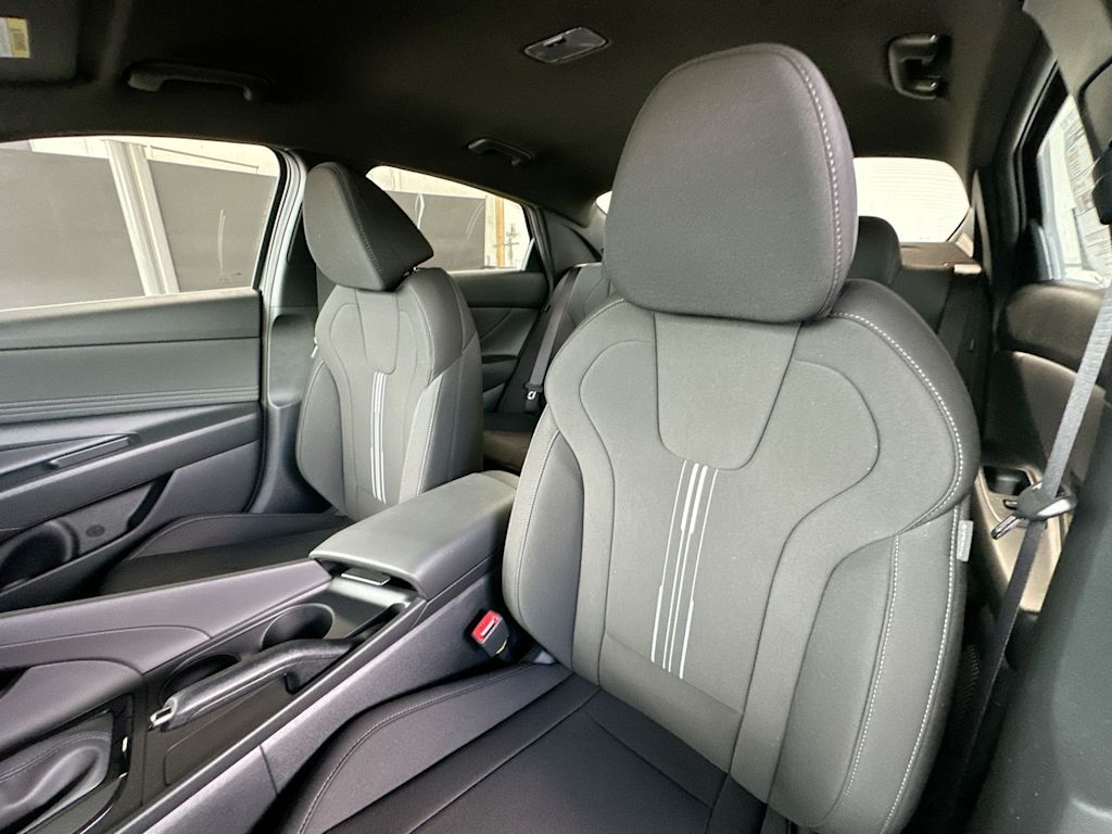 Thumbnail: 2026 Hyundai Elantra - 9