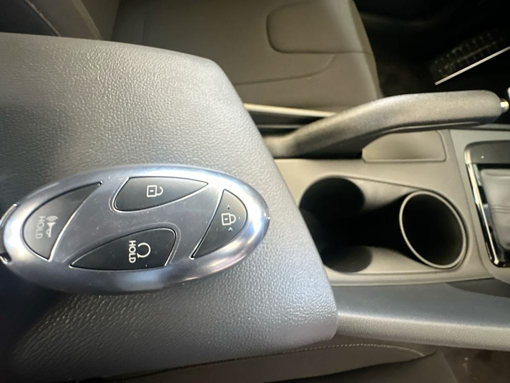 Thumbnail: 2026 Hyundai Elantra - 15