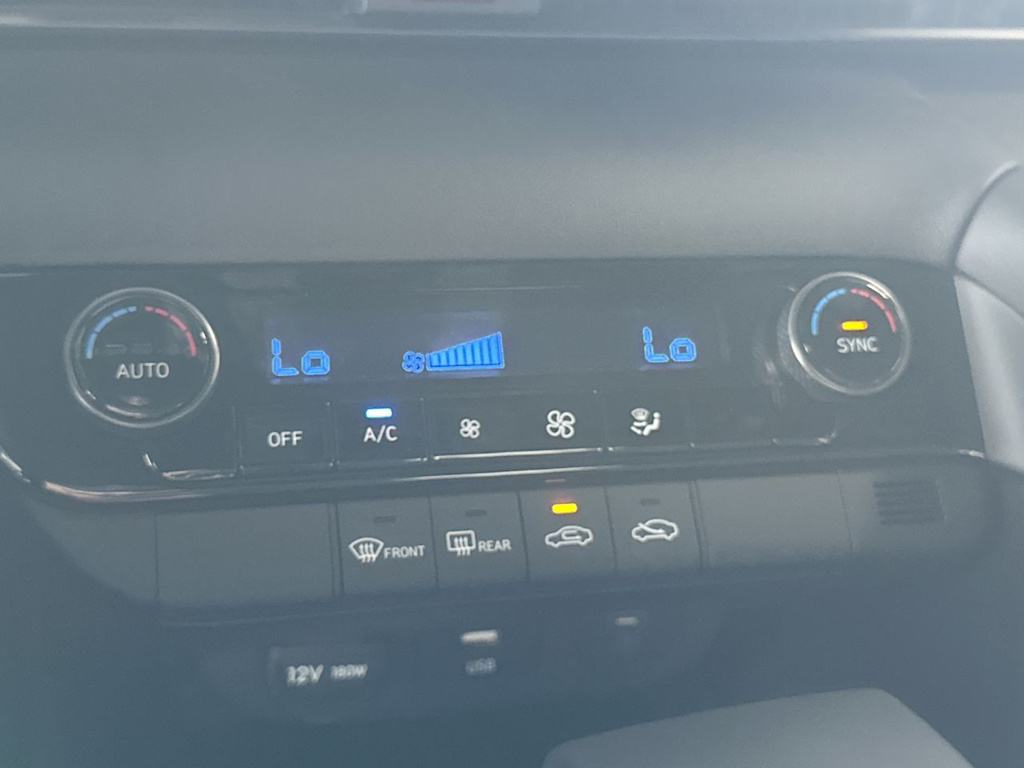 Thumbnail: 2026 Hyundai Elantra - 26