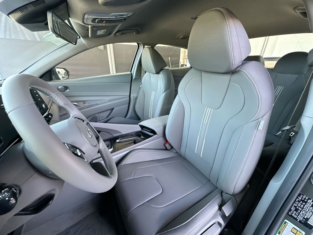 Thumbnail: 2026 Hyundai Elantra - 10