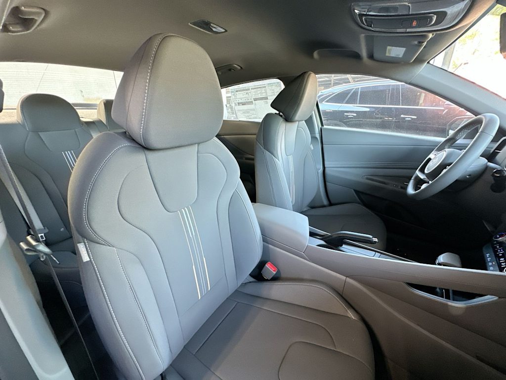 Thumbnail: 2026 Hyundai Elantra - 11