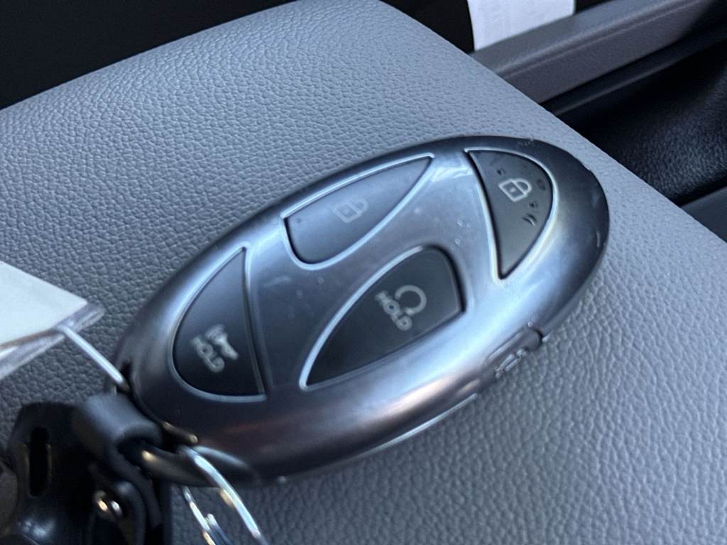 Thumbnail: 2026 Hyundai Elantra - 18
