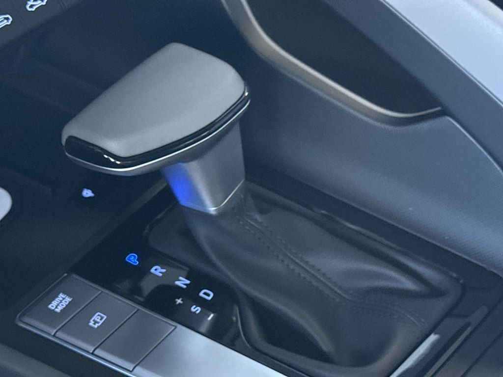 Thumbnail: 2026 Hyundai Elantra - 15