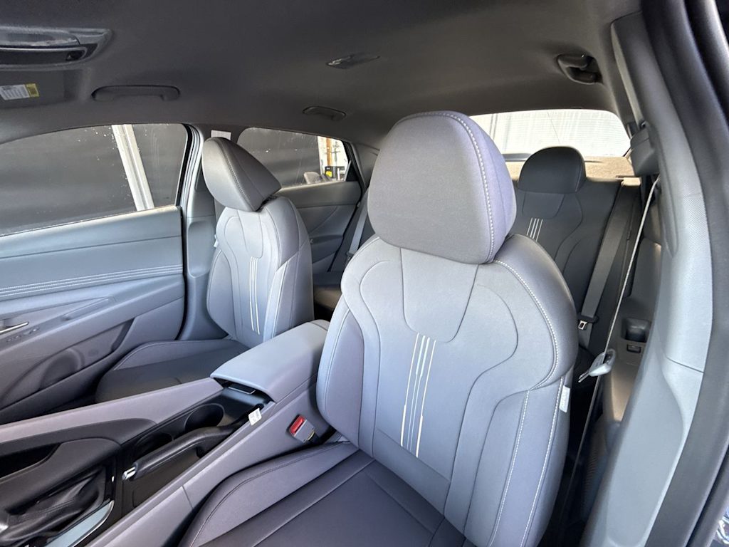 Thumbnail: 2026 Hyundai Elantra - 10