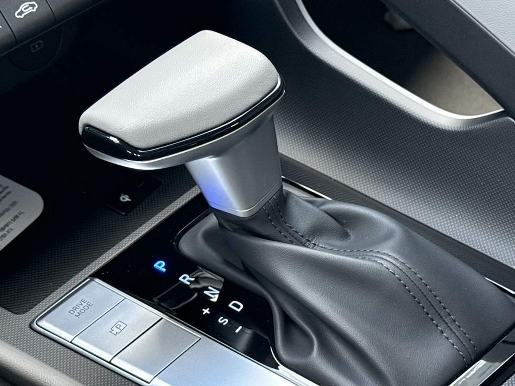 Thumbnail: 2026 Hyundai Elantra - 15