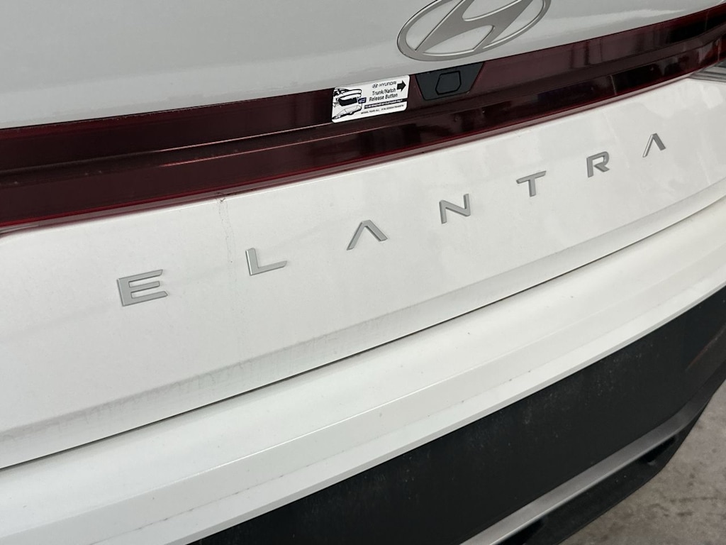 Thumbnail: 2026 Hyundai Elantra - 24