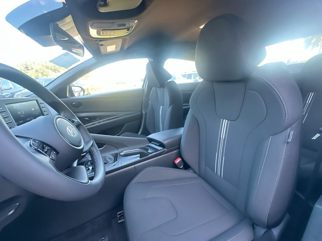 Thumbnail: 2026 Hyundai Elantra - 10