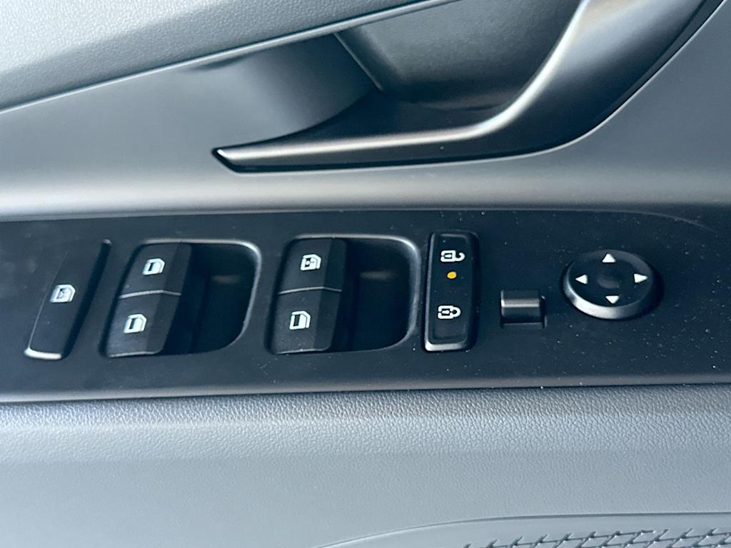 Thumbnail: 2026 Hyundai Elantra - 24