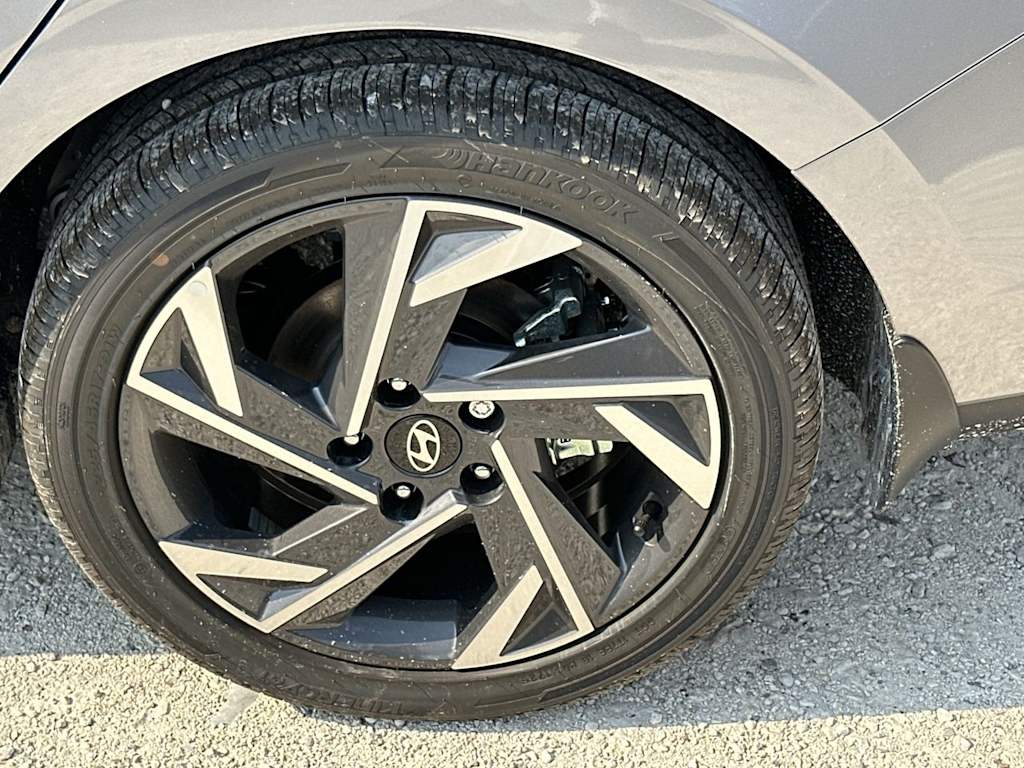 Thumbnail: 2025 Hyundai Elantra - 7