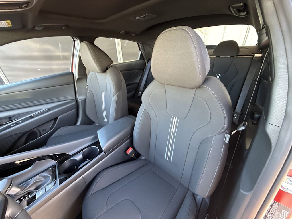 Thumbnail: 2026 Hyundai Elantra - 10