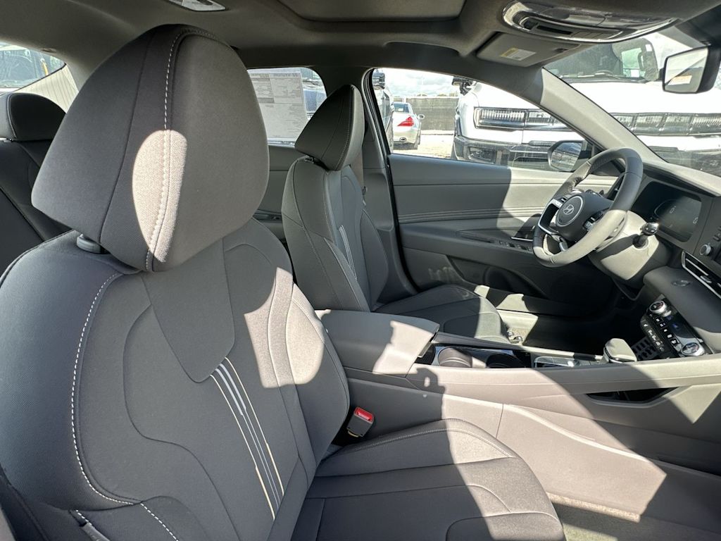 Thumbnail: 2026 Hyundai Elantra - 29
