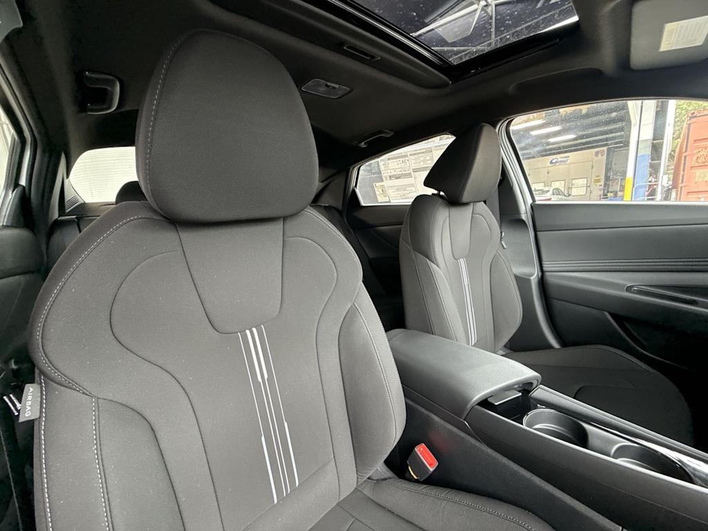 Thumbnail: 2026 Hyundai Elantra - 12