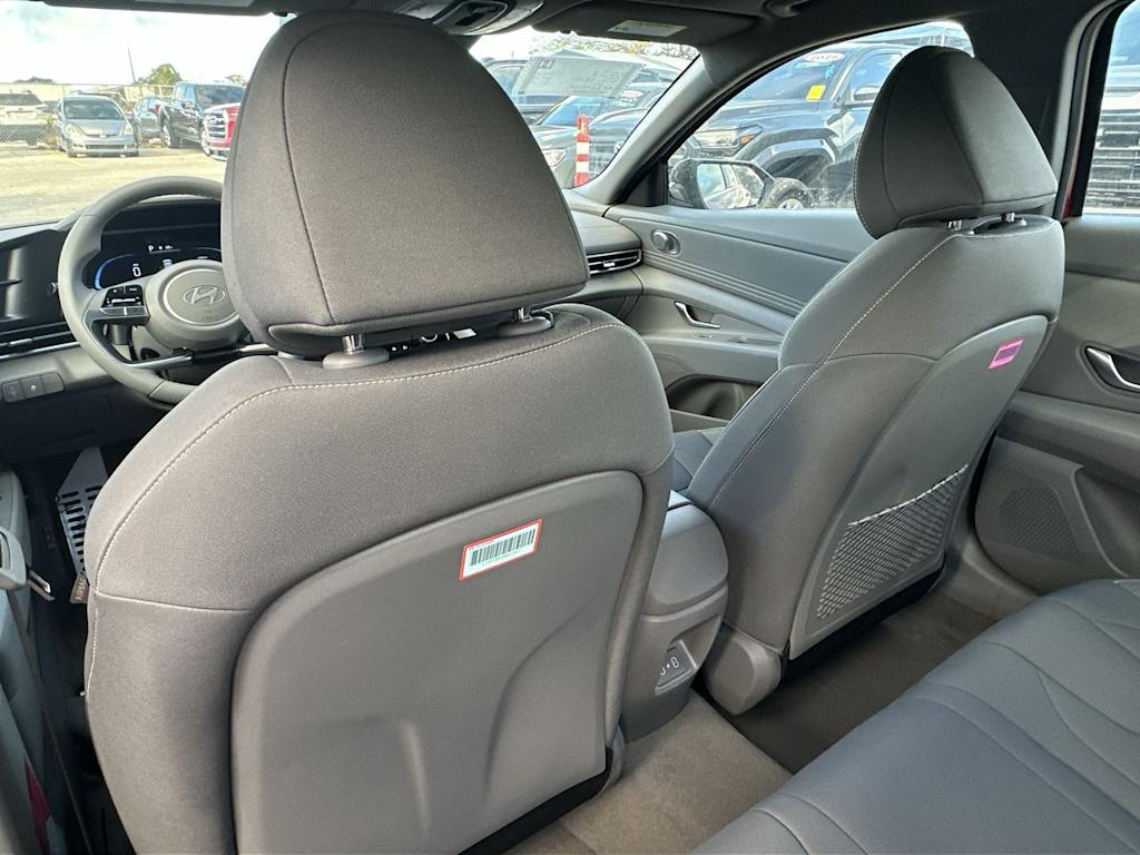 Thumbnail: 2026 Hyundai Elantra - 10