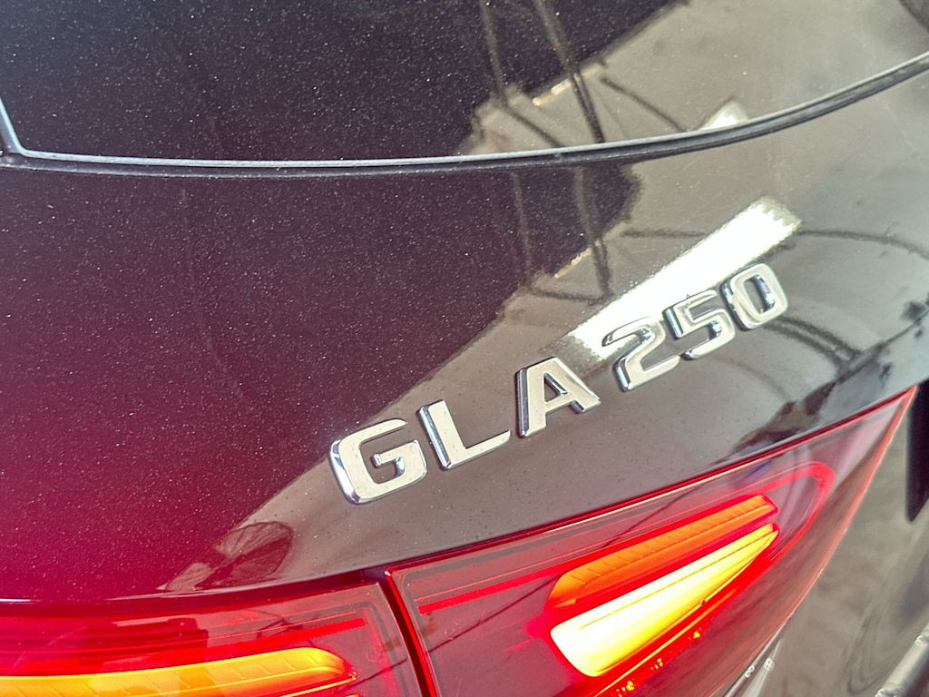 Thumbnail: 2025 Mercedes-Benz GLA - 7