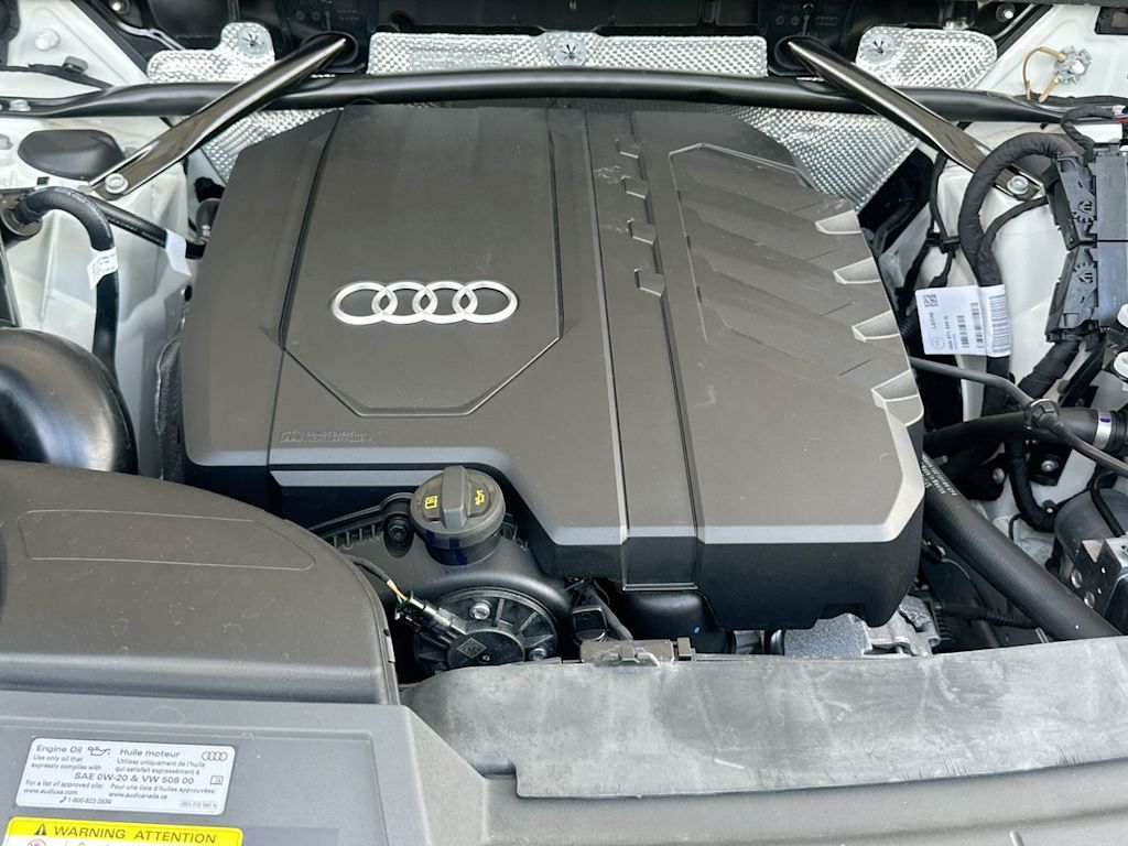 Thumbnail: 2025 Audi Q5 - 9