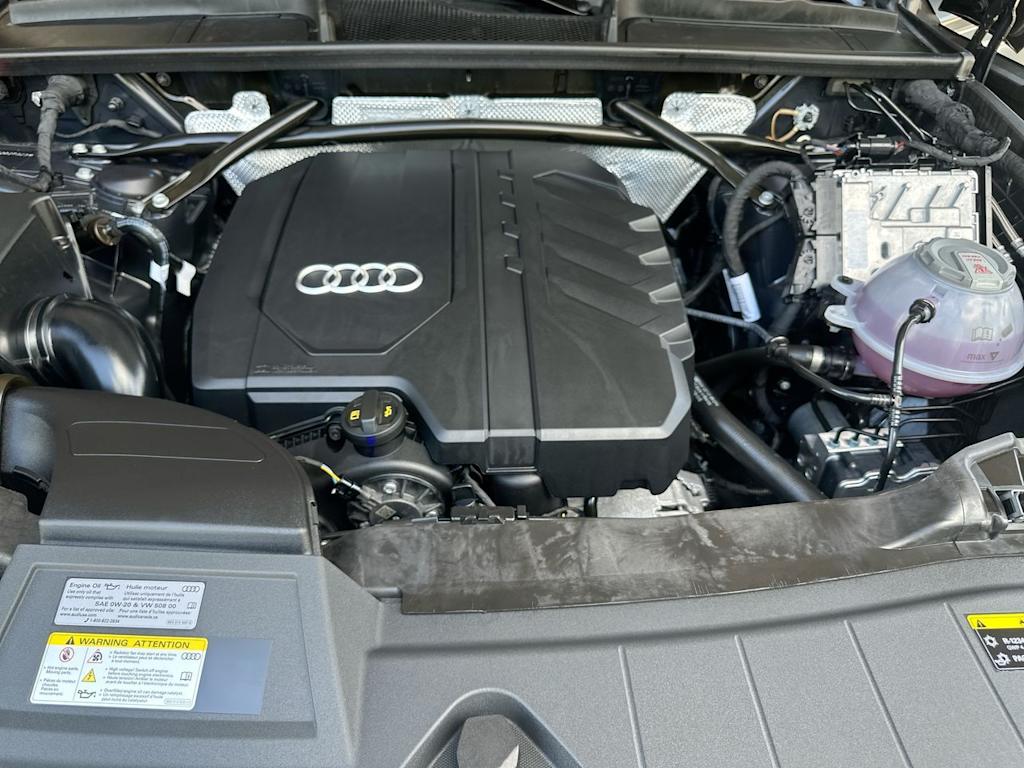 Thumbnail: 2025 Audi Q5 - 9
