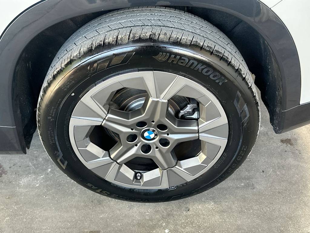 Thumbnail: 2026 BMW X1 - 8