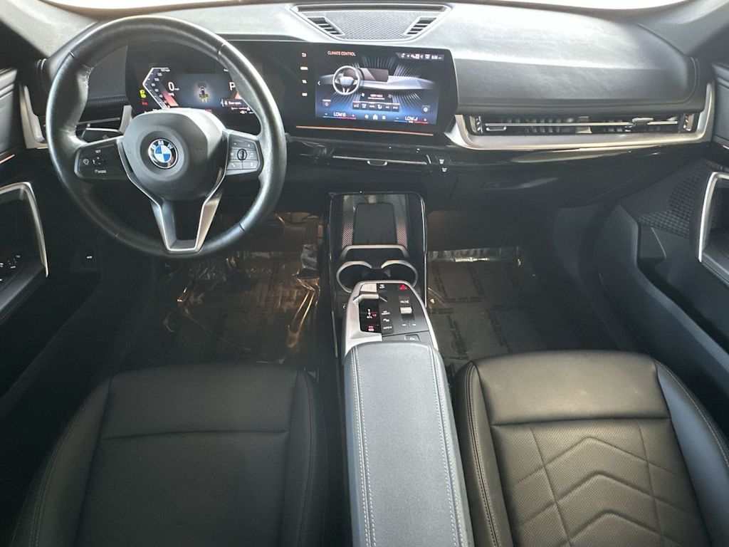 Thumbnail: 2025 BMW X1 - 14