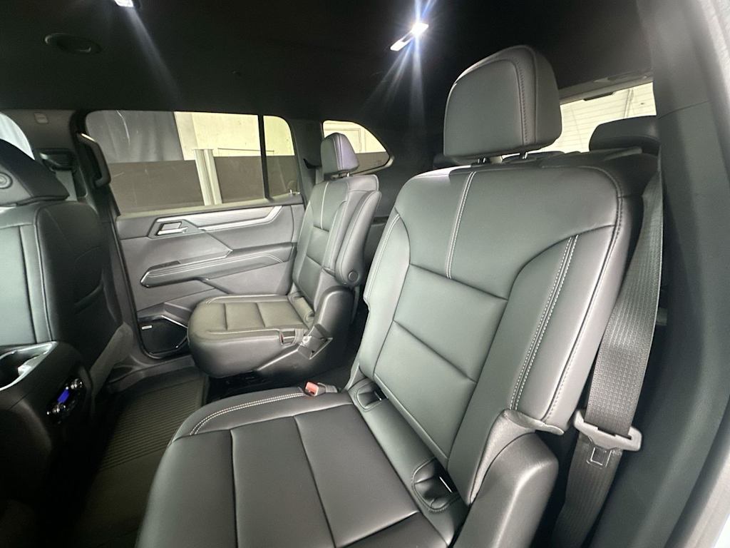 Thumbnail: 2026 GMC Acadia - 13