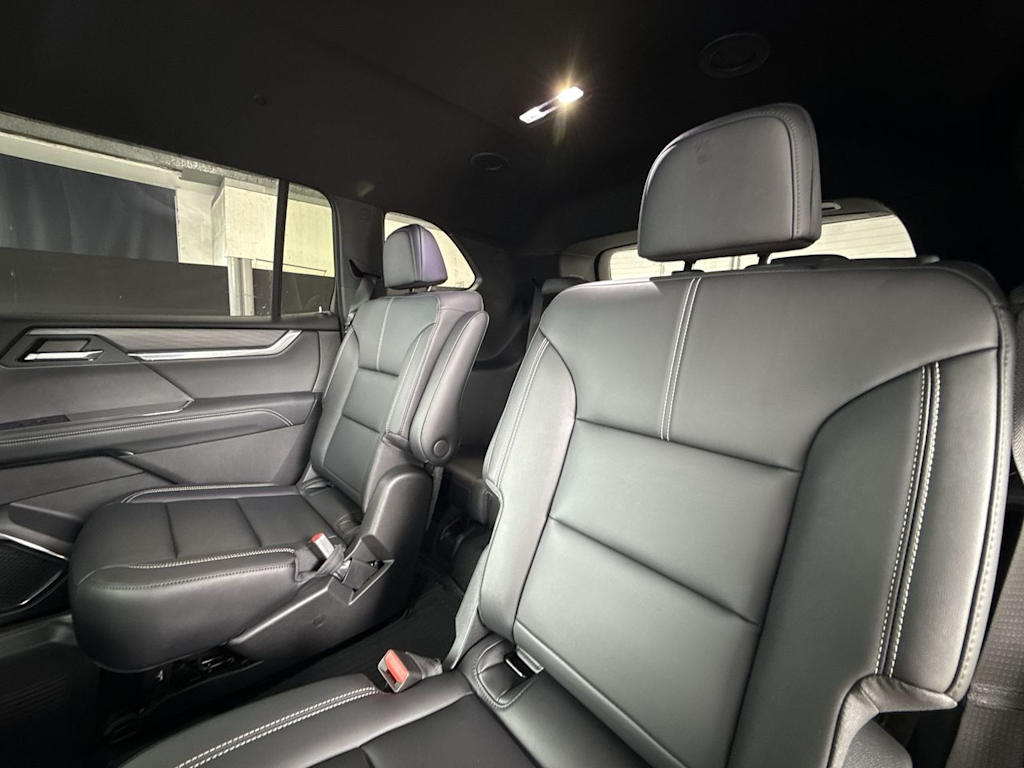 Thumbnail: 2026 GMC Acadia - 12