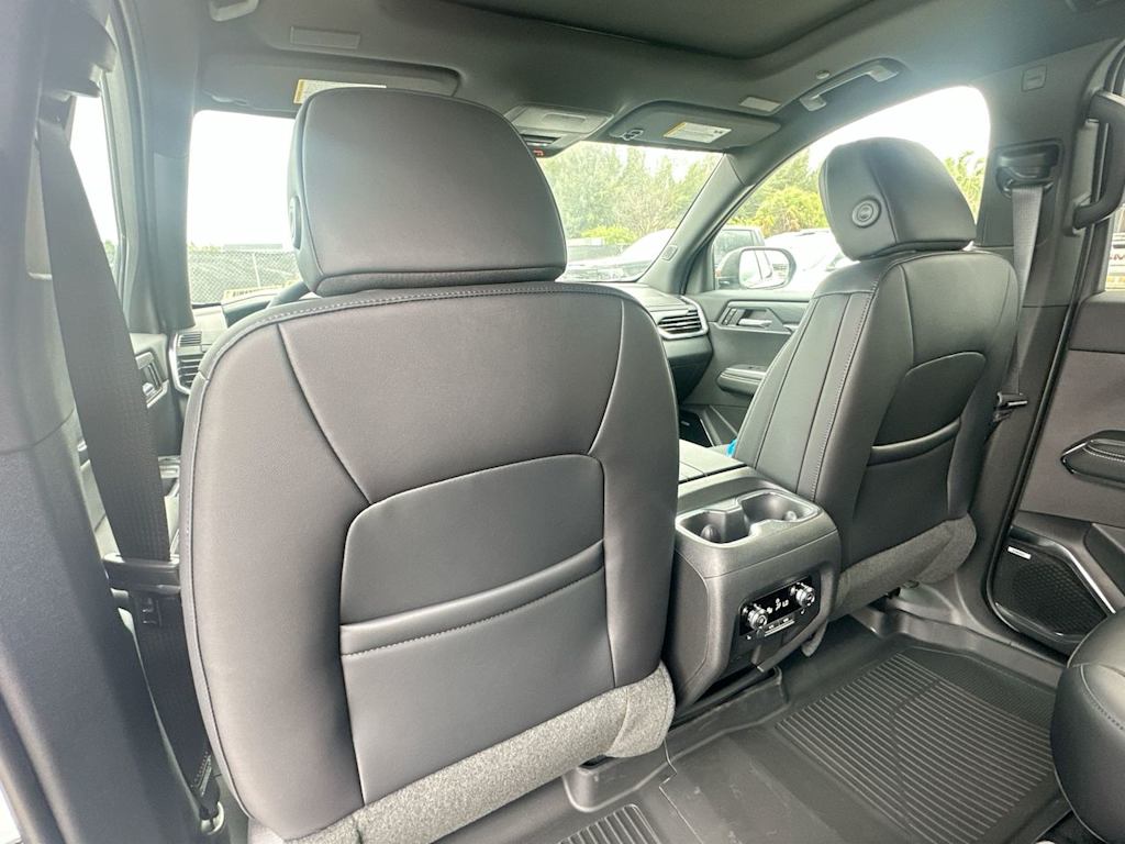 Thumbnail: 2026 GMC Acadia - 28