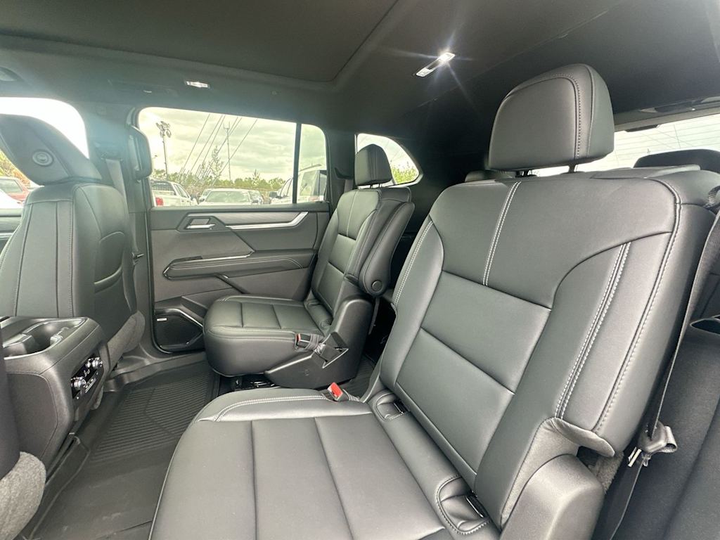 Thumbnail: 2026 GMC Acadia - 13