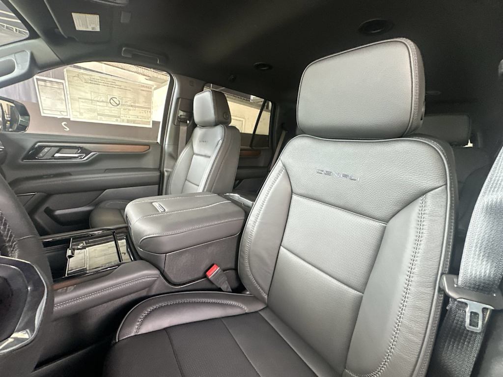 Thumbnail: 2026 GMC Yukon - 8