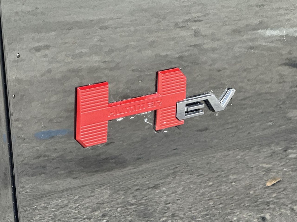 Thumbnail: 2026 GMC Hummer EV - 15