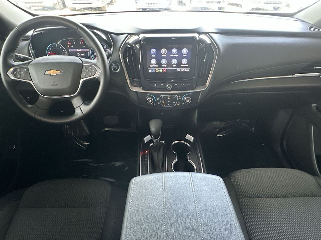 Thumbnail: 2023 Chevrolet Traverse - 13