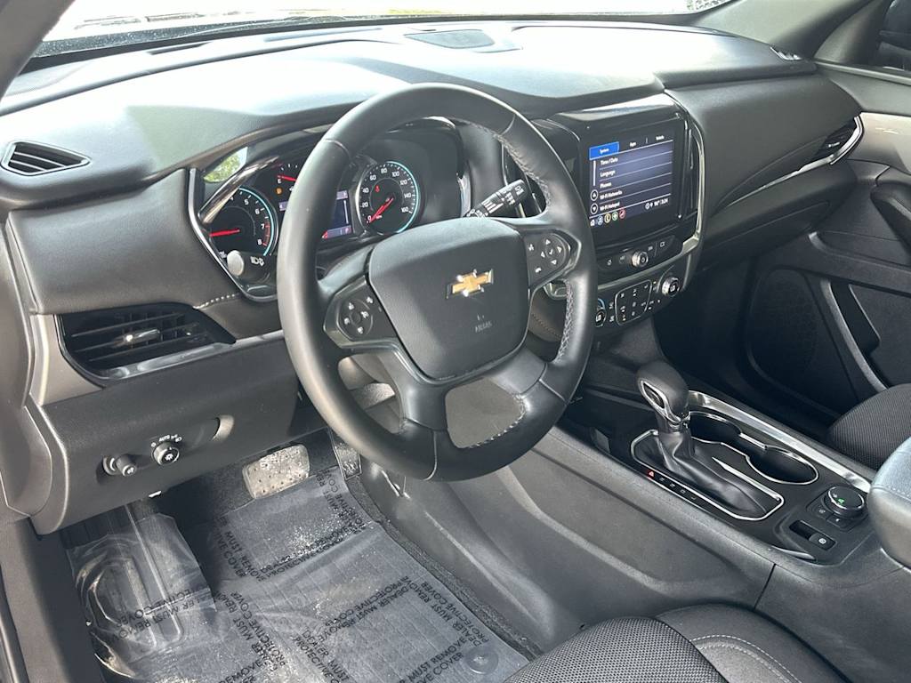 Thumbnail: 2023 Chevrolet Traverse - 2